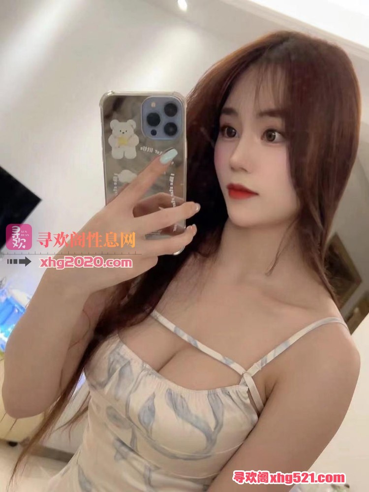 153557b2emxt9voi9jvrmp.jpg
