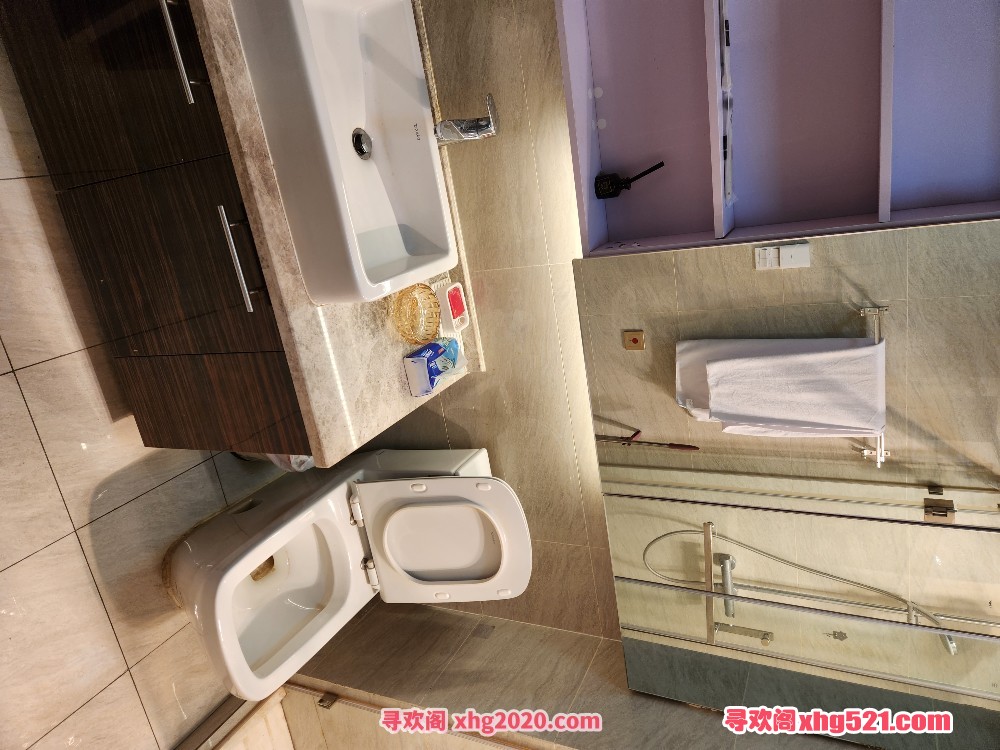 160428dw46718zuk07xf0g.jpg