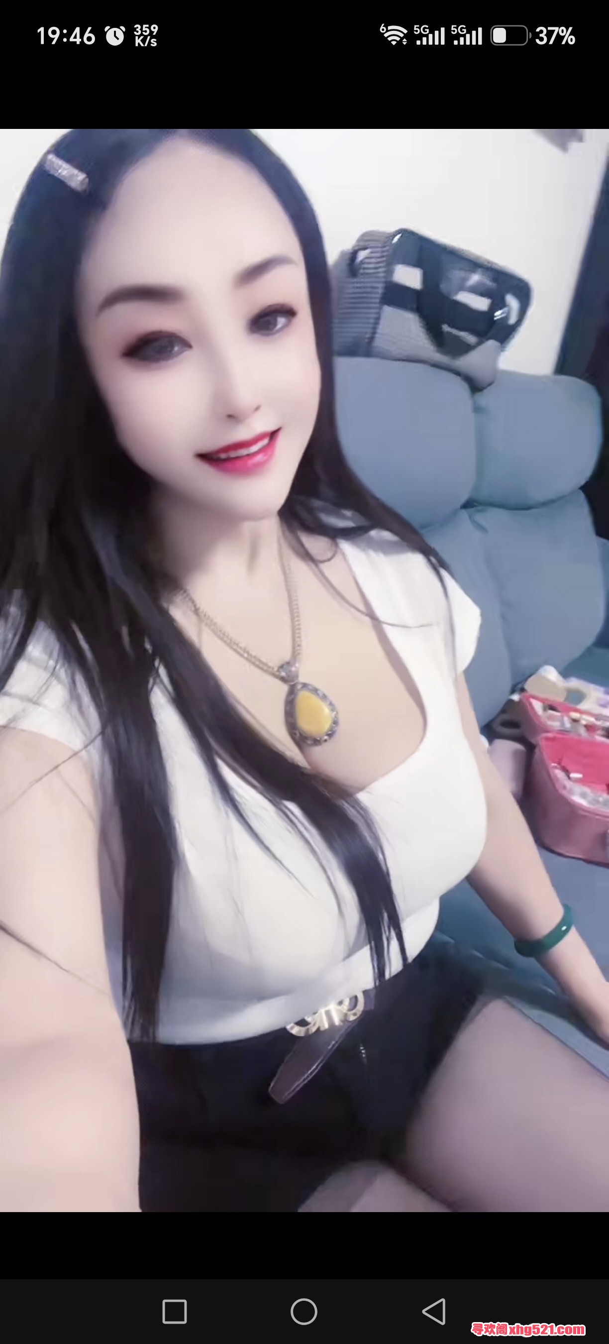 194748euq5f9slisl9iu6i.jpg