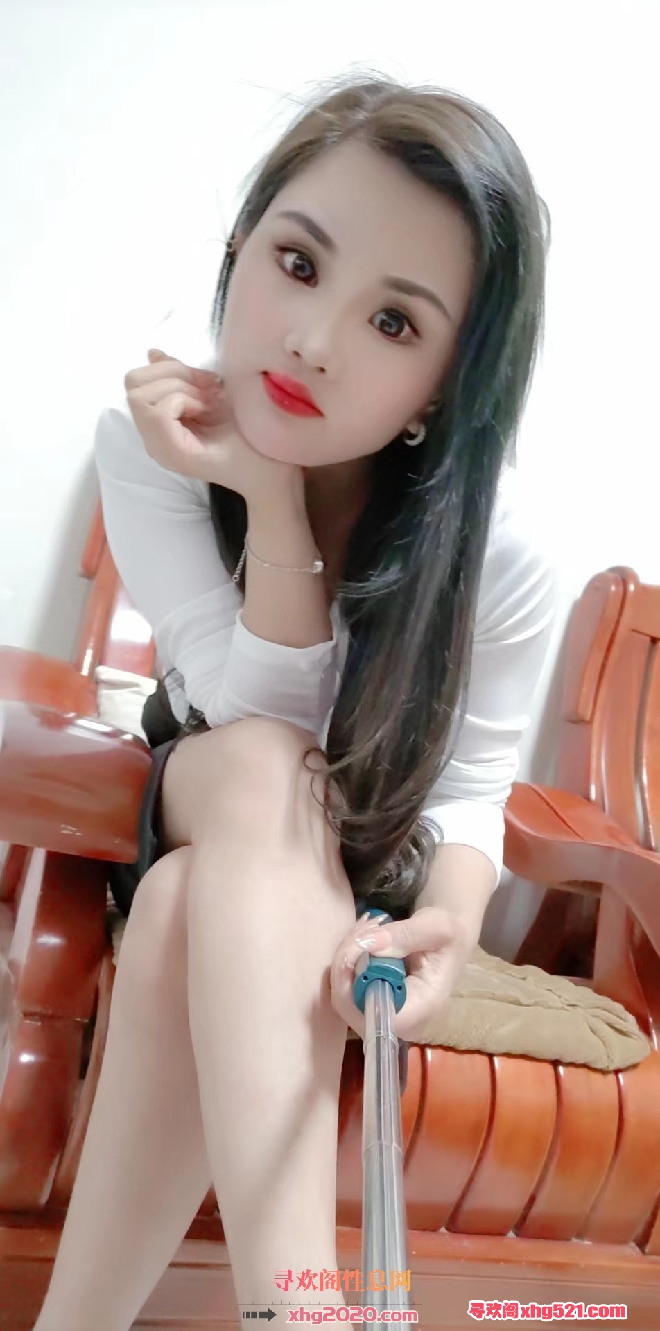 174001akbqt6899ejjb98i.jpg