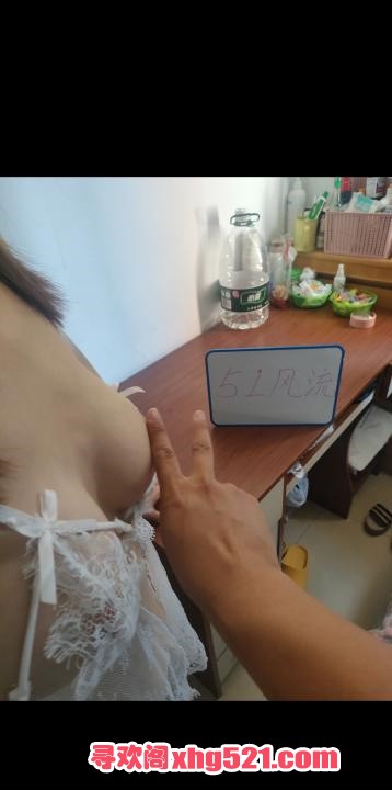 a04a3a32-977d-4446-8df2-8aeee37c014f.jpg