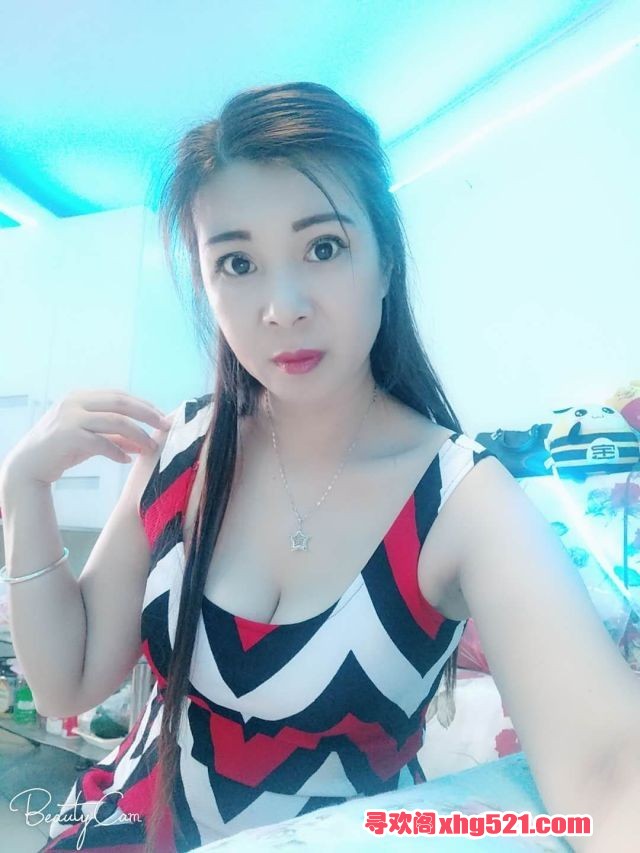 000918vwvneww0neccypyg.jpg