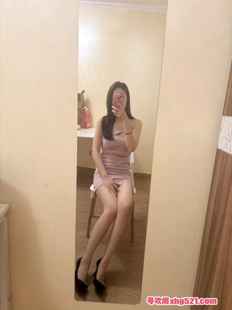 215943vx7i18izzja6uynu.jpg