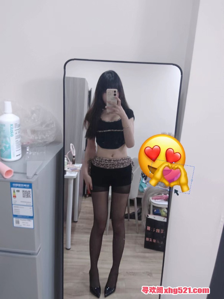 214825g1olf8jhzsawwzip.jpg