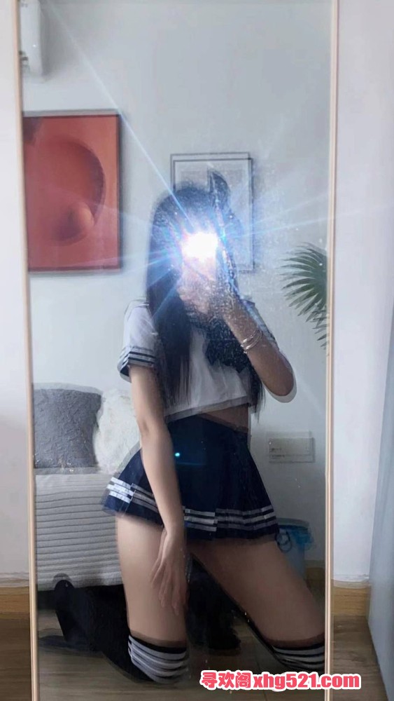 232453x56xxq0yx888ezo8.jpg