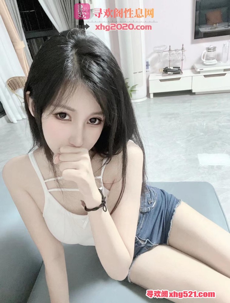 152649efg9u94axifslisz.jpg