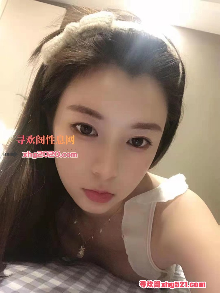 132241zj9atclmuycxjwhx.jpg