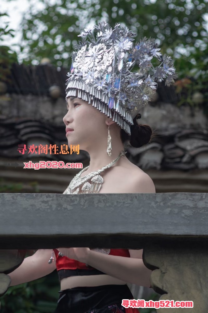 195238zh33vyh76xpx1j3f.jpg