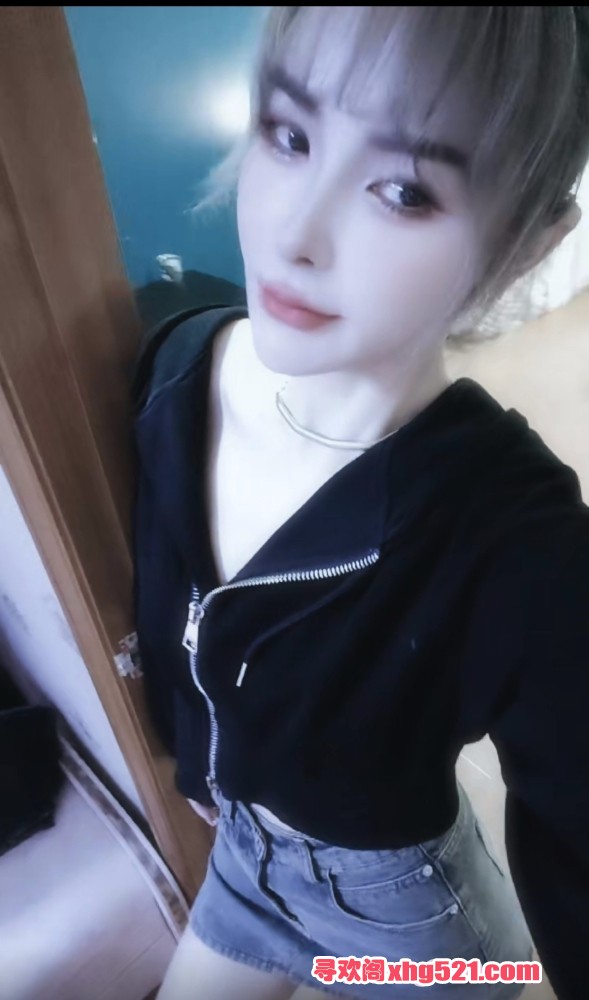 223710p101nfggiggjg7ng.jpg