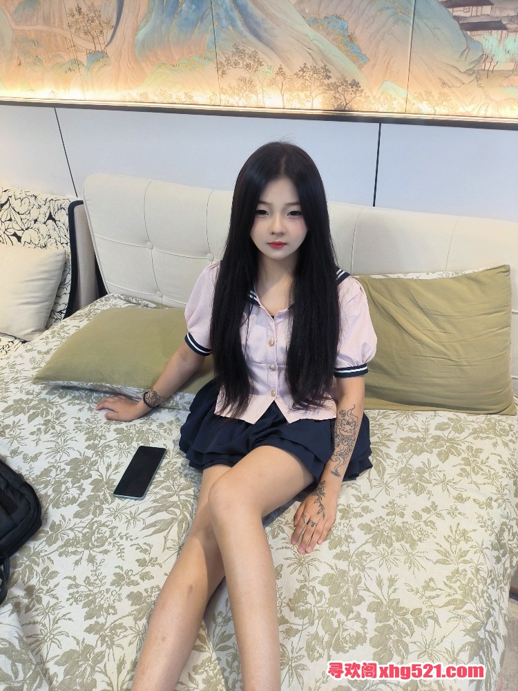 180816lqbggncl0pcbcxes.jpg