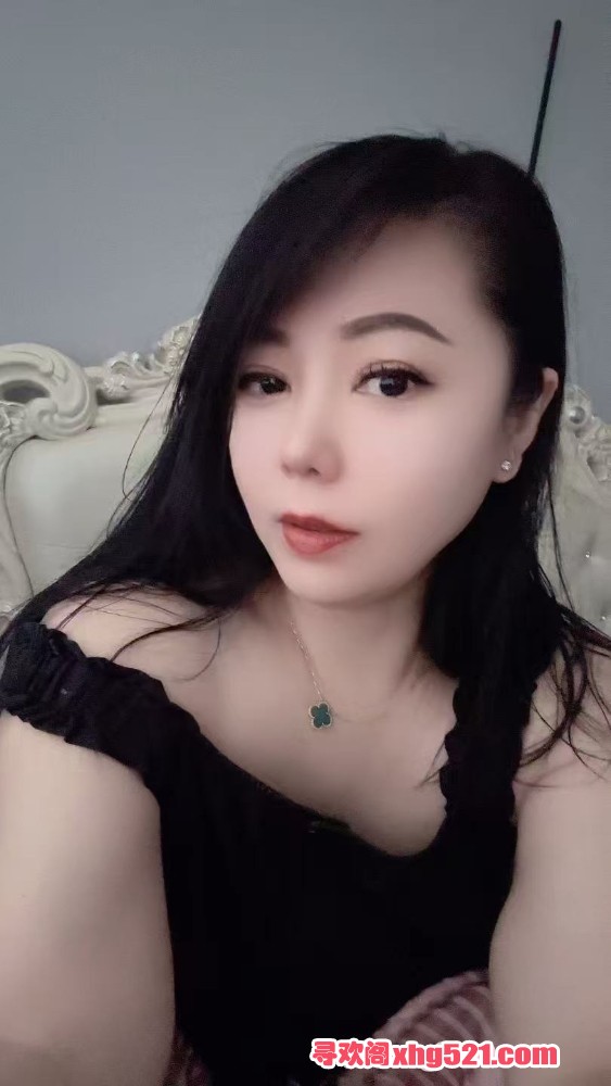 100412s1onlouuythujjy8.jpg