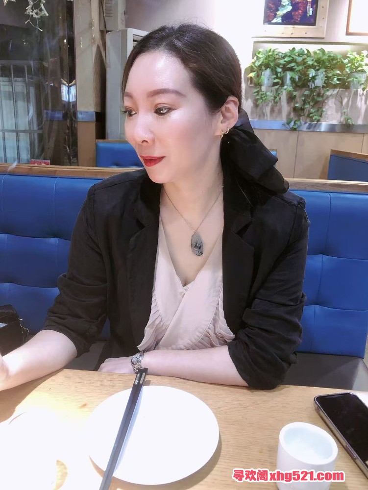 192843bi025339p5zze100.jpg