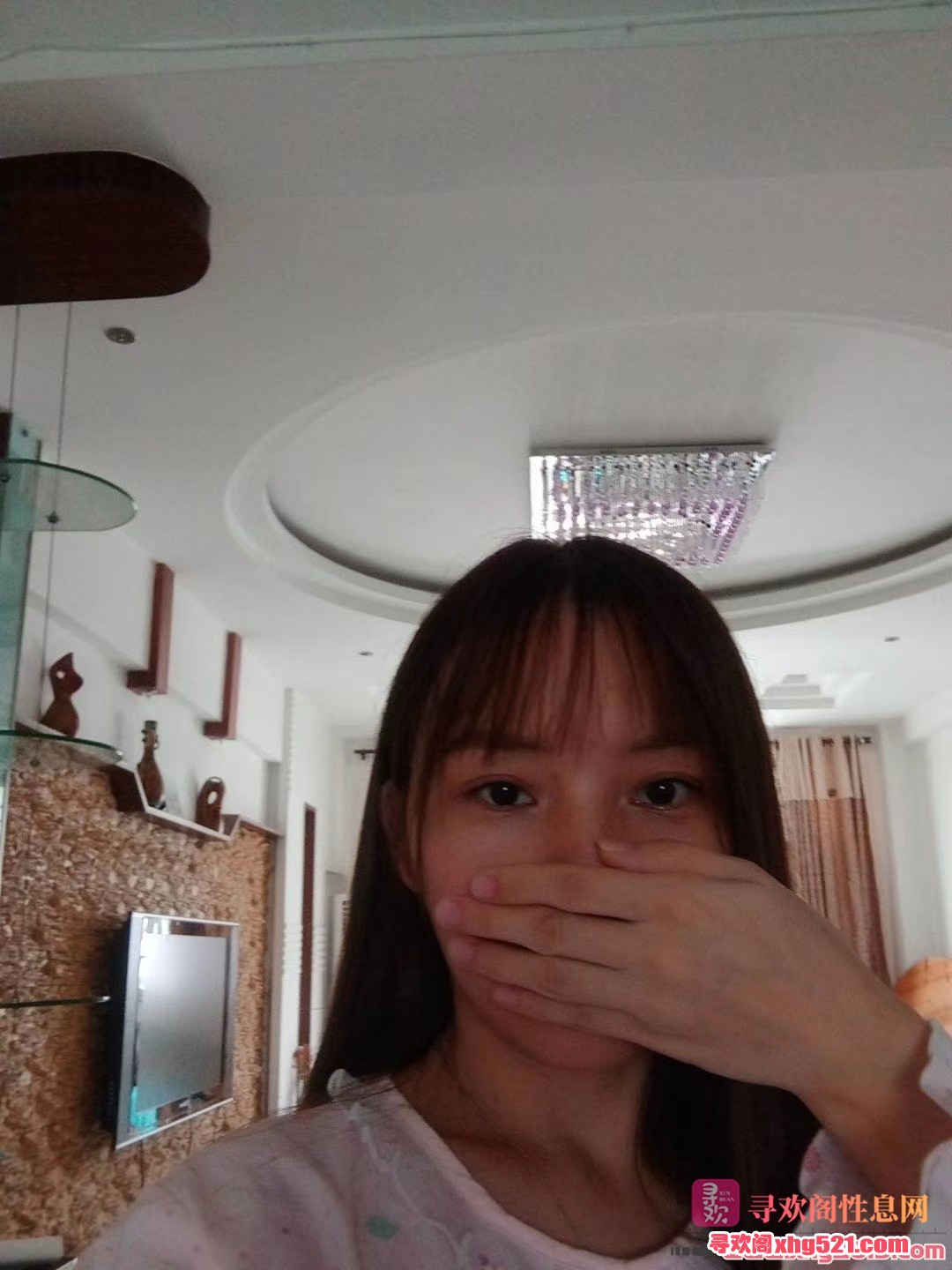 140841lry8gzhrzl5r0858.jpg