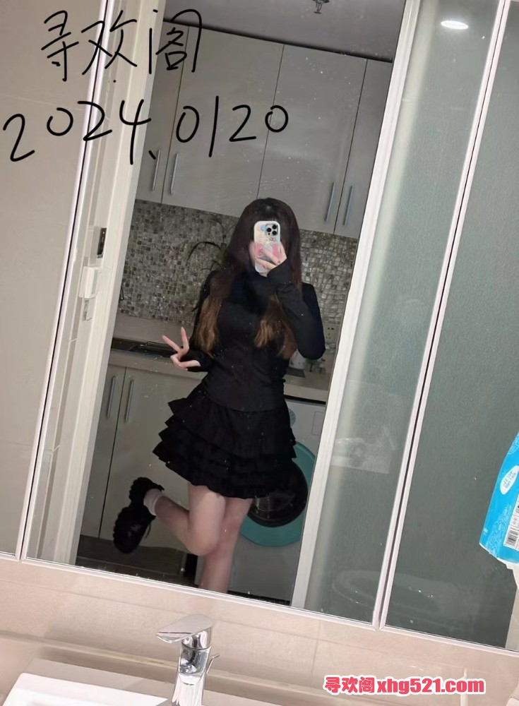 000956uhysya8jc3y1gdgc.jpg