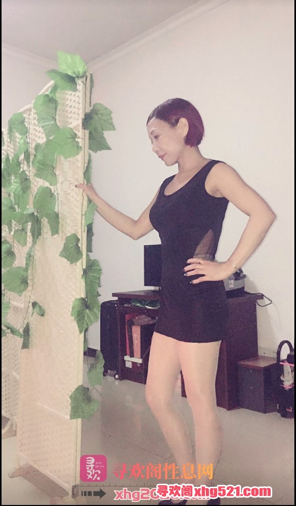 142100suau0mqb0y951070.jpg