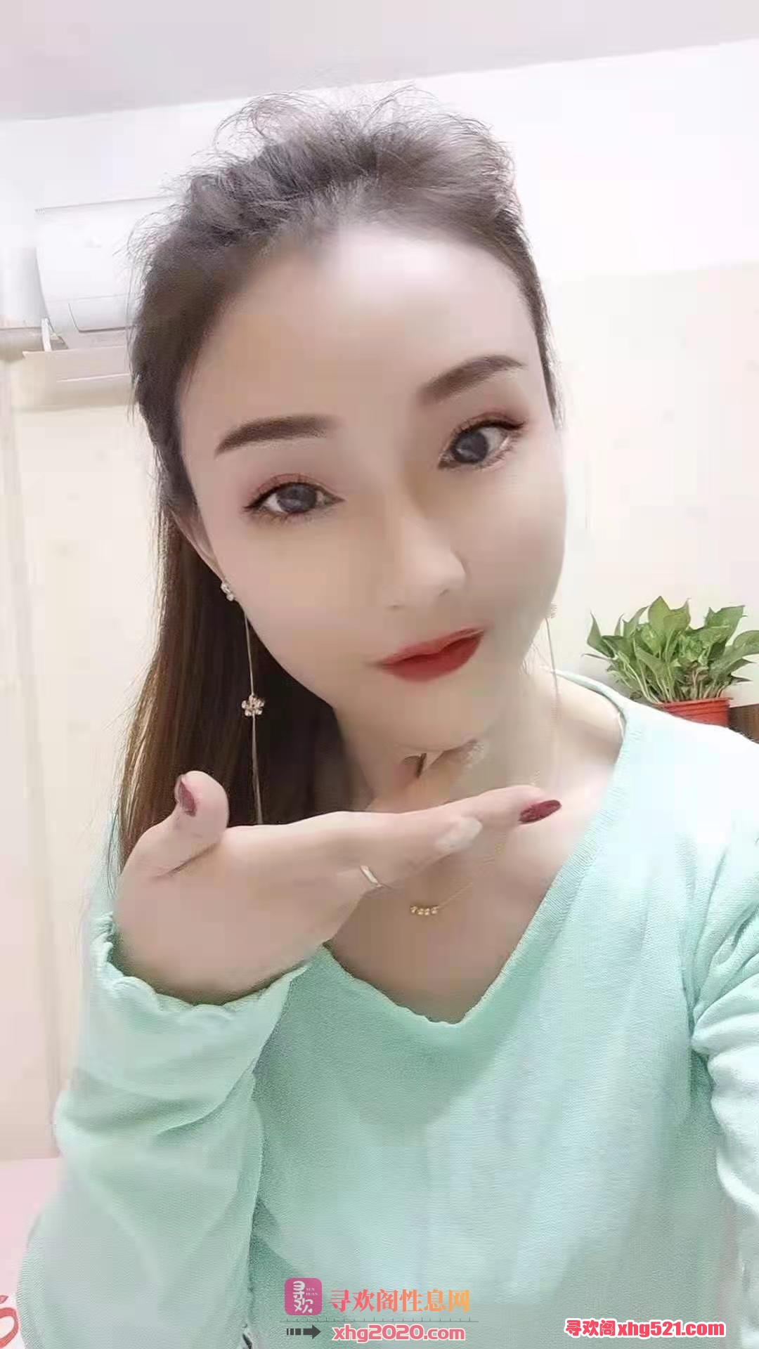 184818n65g90rh0cm9ncnh.jpg