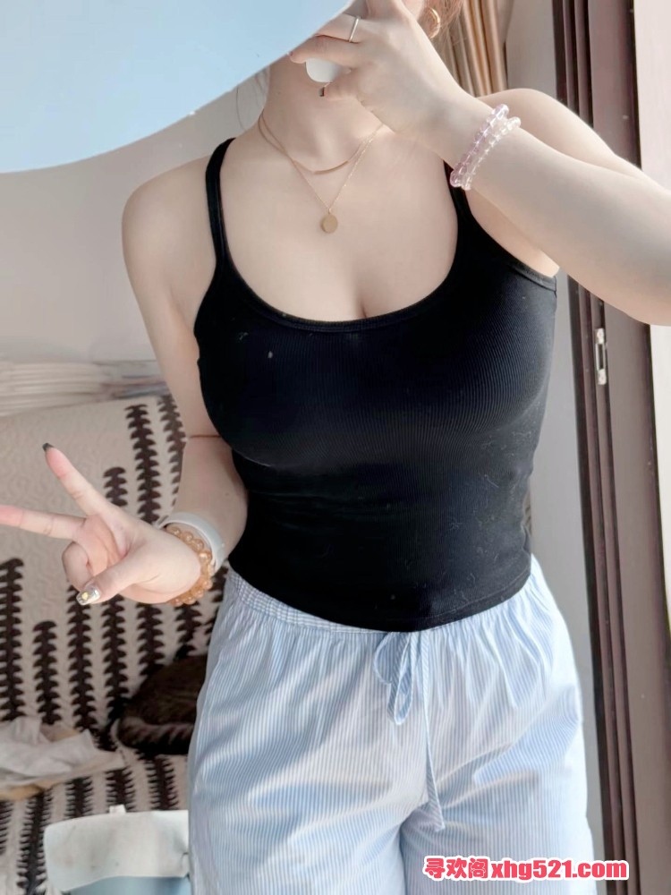 013640bqwakaabag7a7cla.jpg