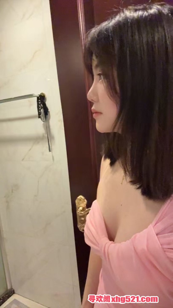 182234bkg5ri8iwt5g5rzp.jpeg