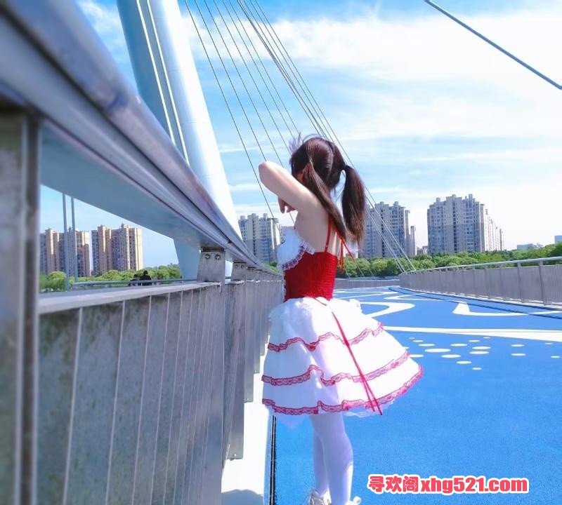 8a8d59c4-8ad4-42cc-bf2a-1b2c6a991a76.jpg