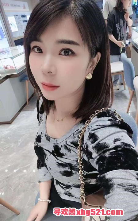 e9775dfa-75ec-43ab-8107-80a383d42567.jpg