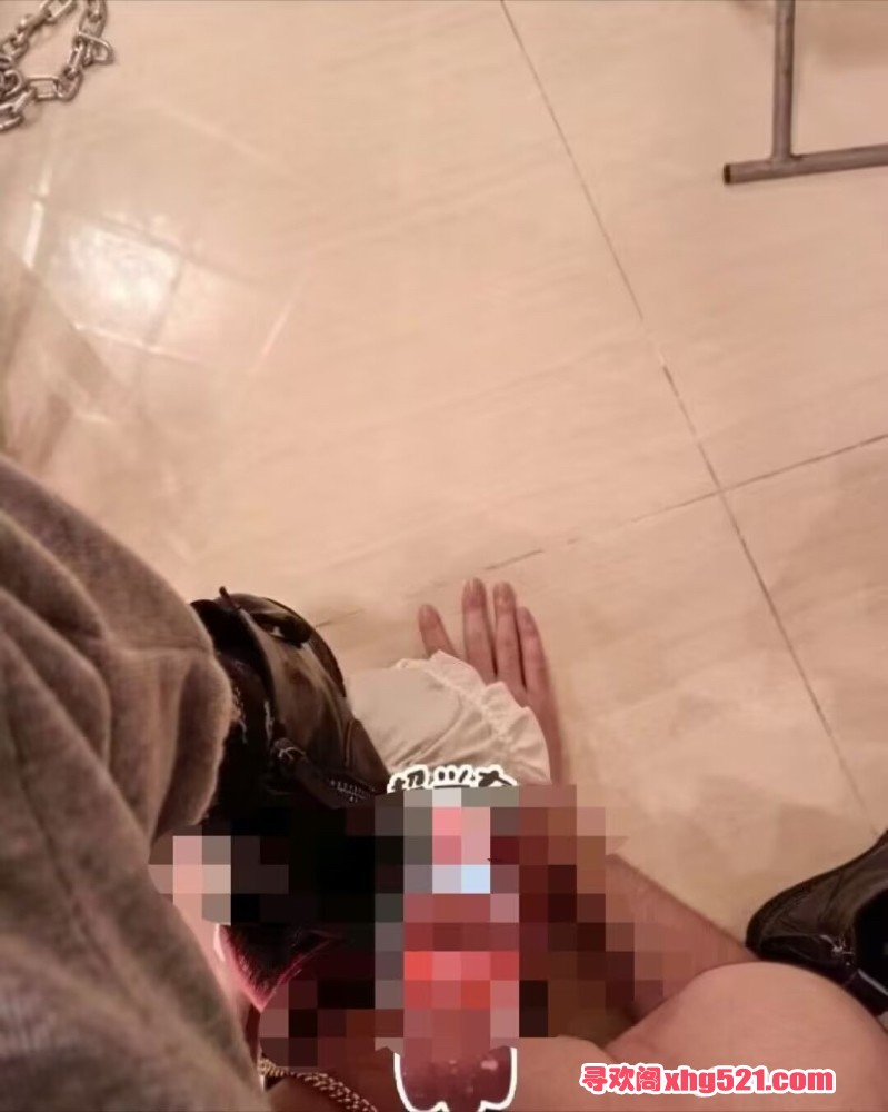 095736kv9h20rxa00rb805.jpeg