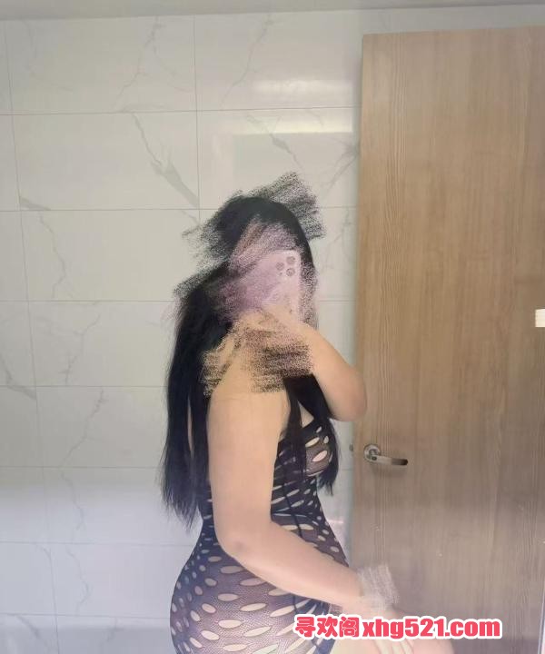 d7a328db-dfdf-409c-9141-2843cfded42a.jpg
