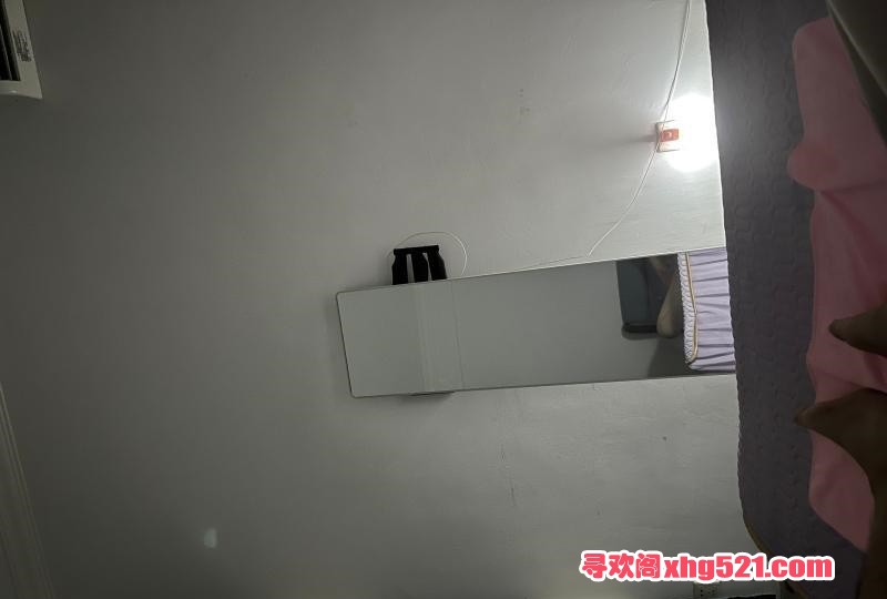 1f40bd7f-c6bc-458e-9d75-f8c5f623fde7.jpg
