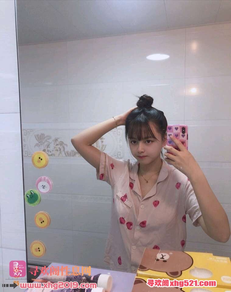 180743lq22hwwx82vq11fz.jpg