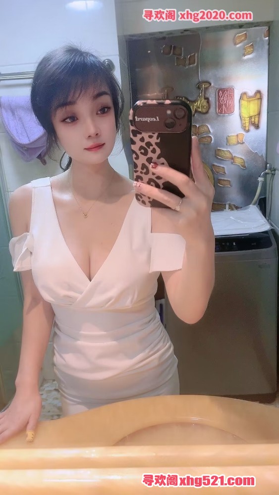 214655axezdwcw9er9qtc1.jpg