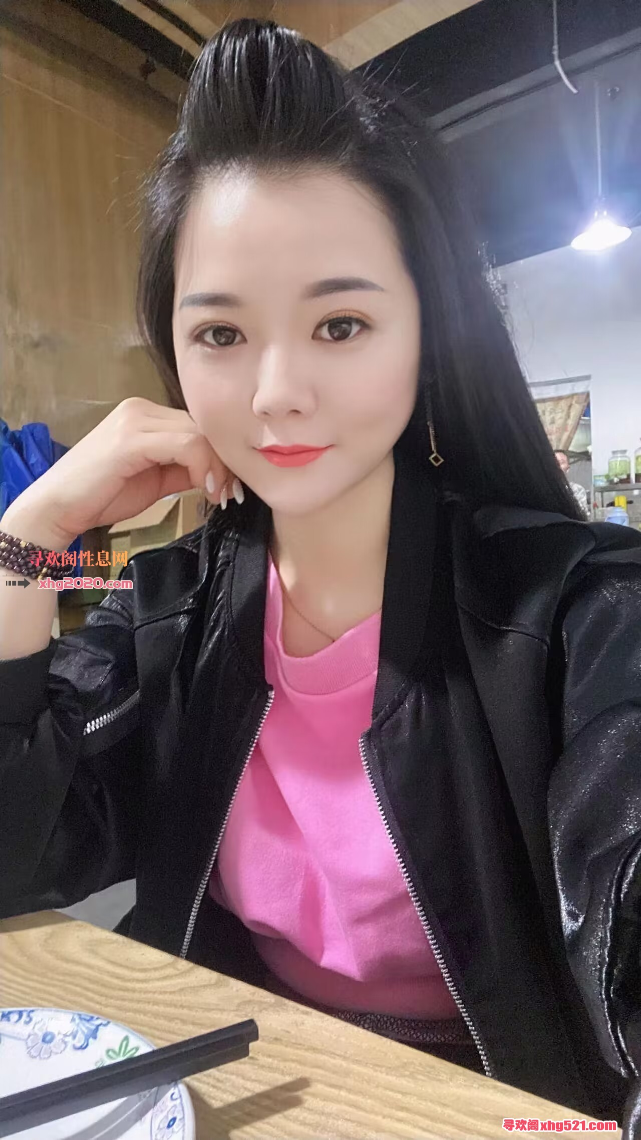 180431yq17r1nq7lu40n24.jpg