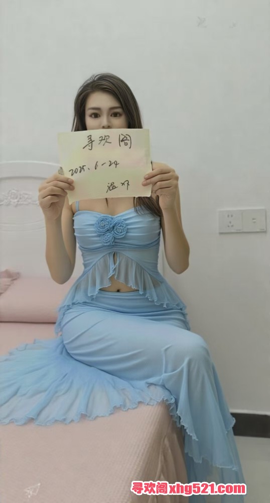 182147feuai8cafan6ebz4.jpg
