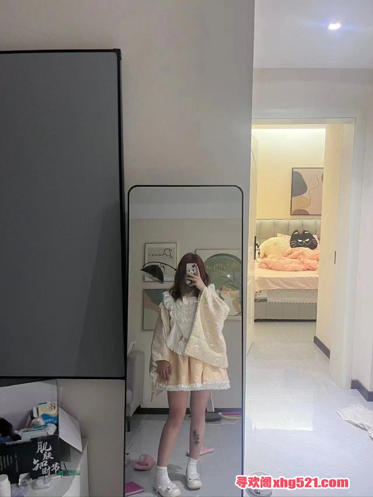 232420cfjrjr2zrzj26f6r.jpeg