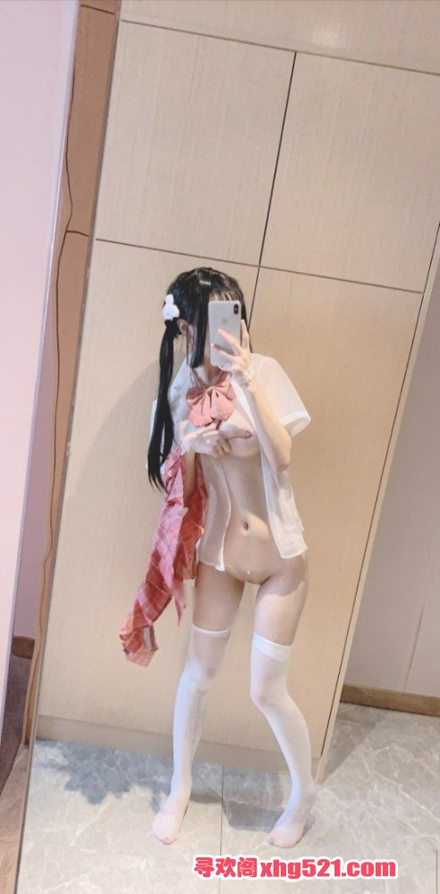 172035syztbaftff4f4ivi.jpg