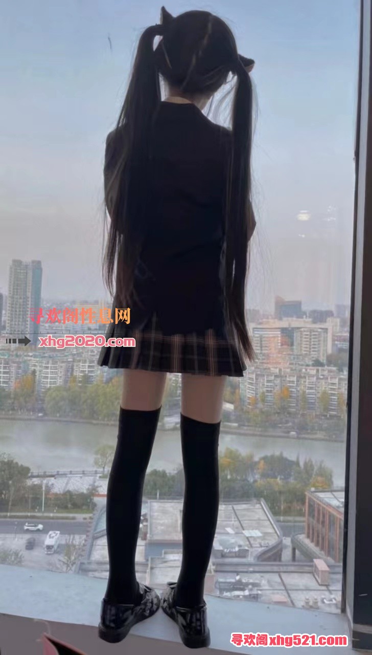 233939g6bkil0mlliem9e2.jpg