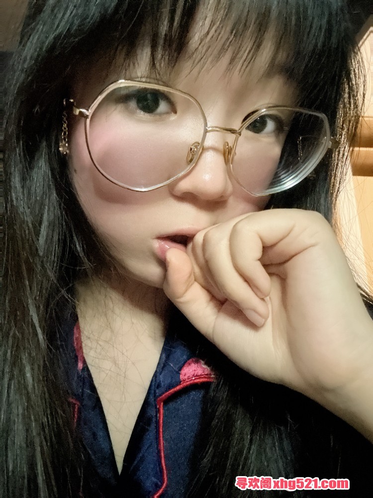 232141ov1v8sqvqvu70yo1.jpg