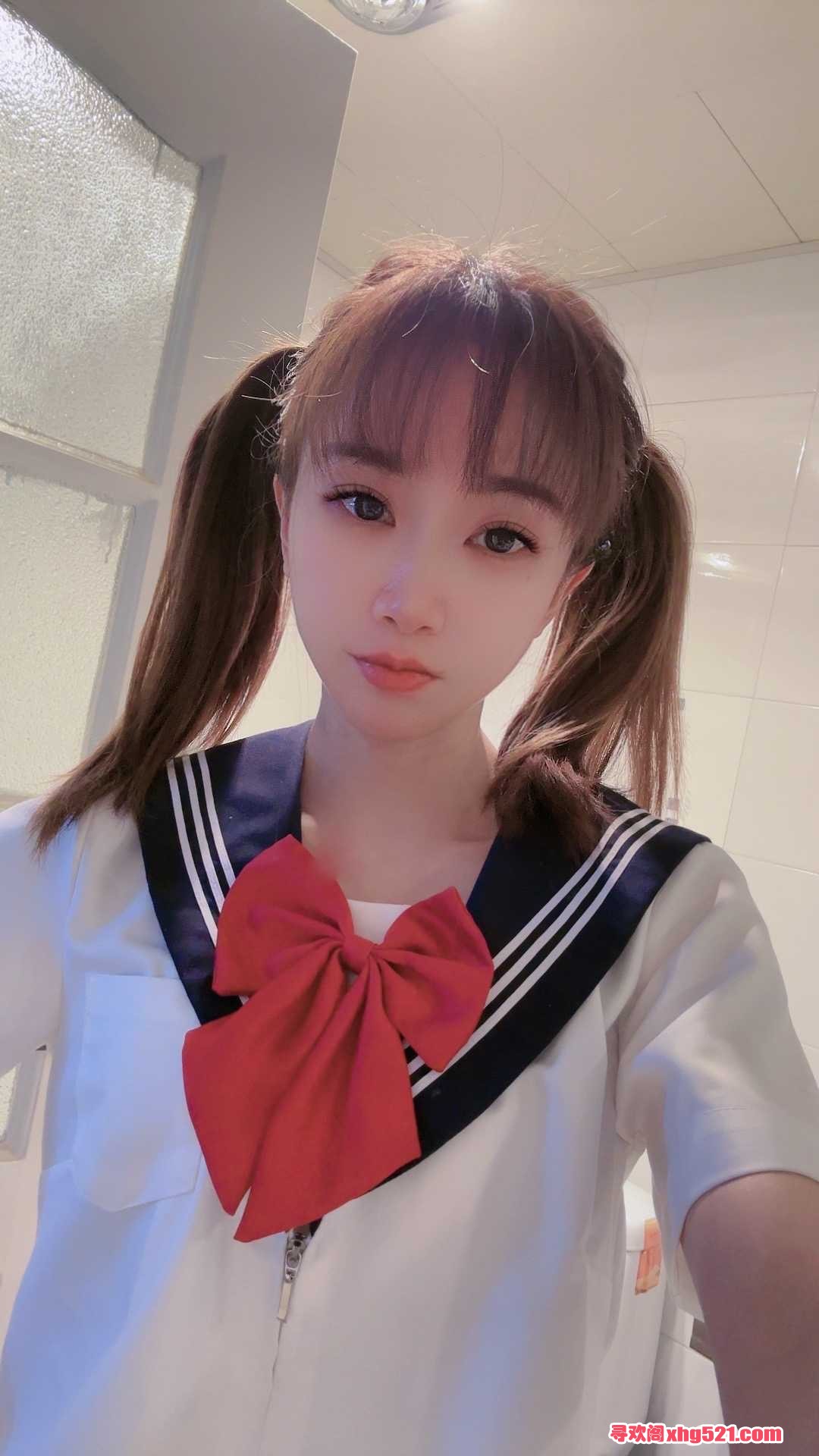 223208kgrv1jfroor5gnzl.jpg