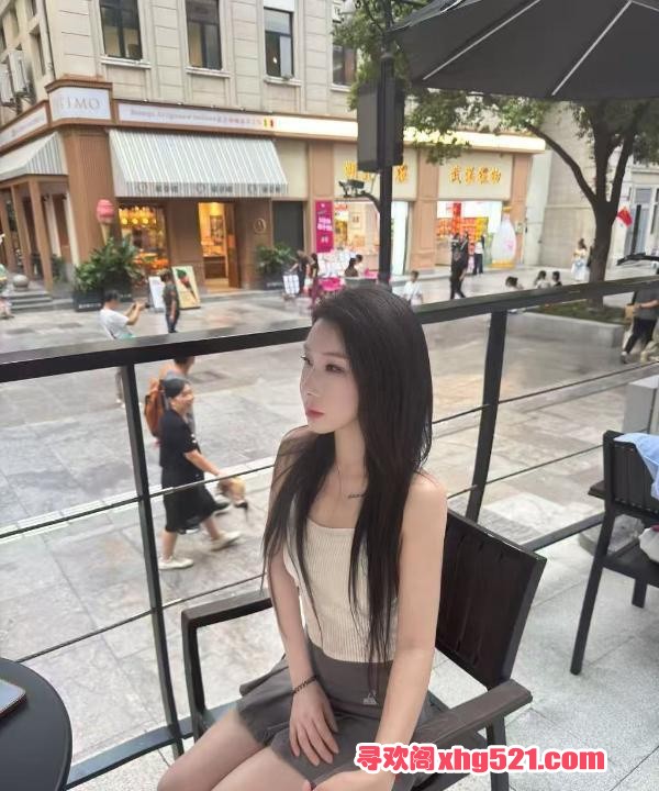 ad6523e6-79fd-4c9c-845a-53576b4f2a57.jpg