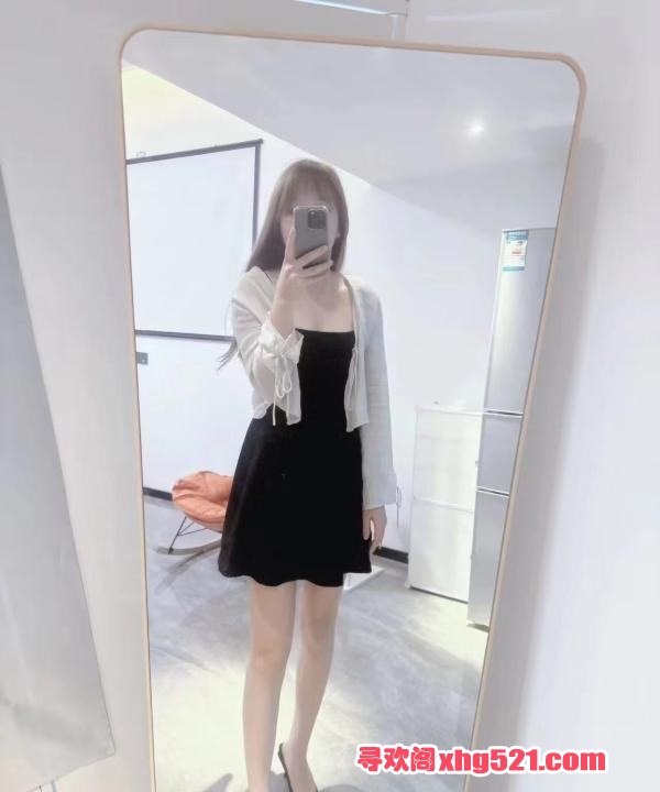 1ae2b1f8-5546-45bb-aa3d-ddb1081ed1e4.jpg