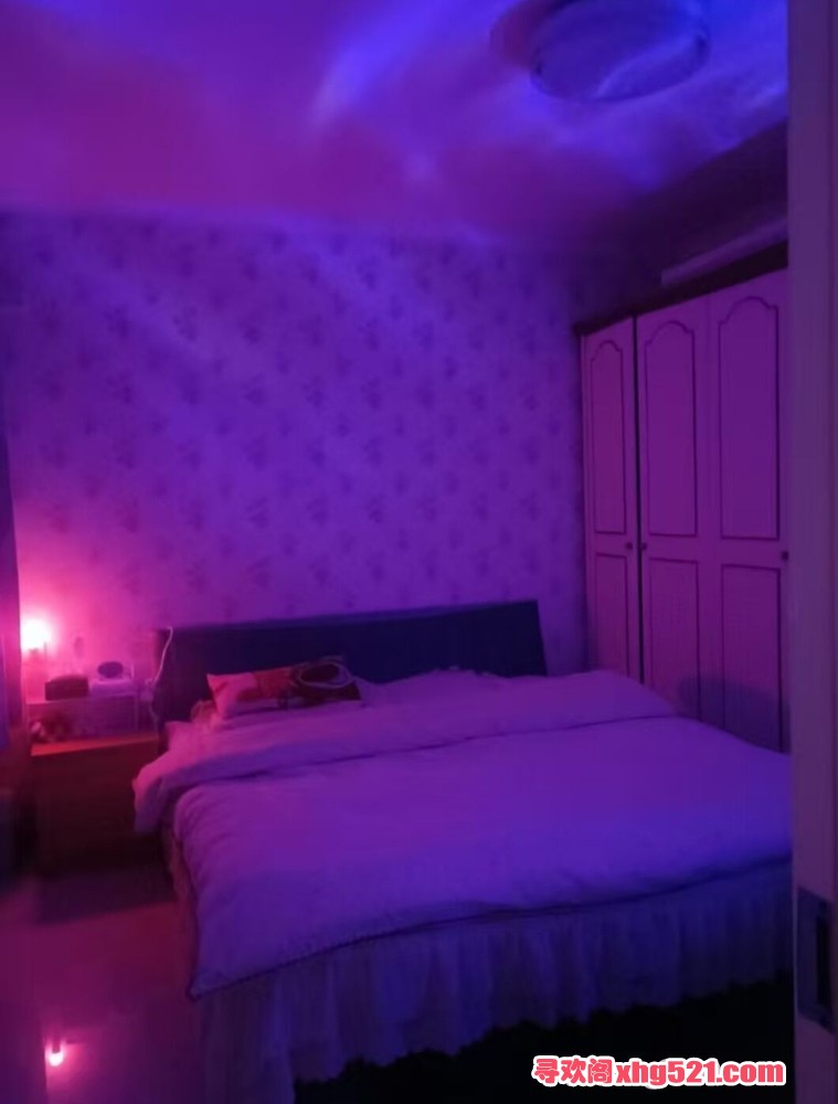 174140opaud5c5p5y2uaud.jpg