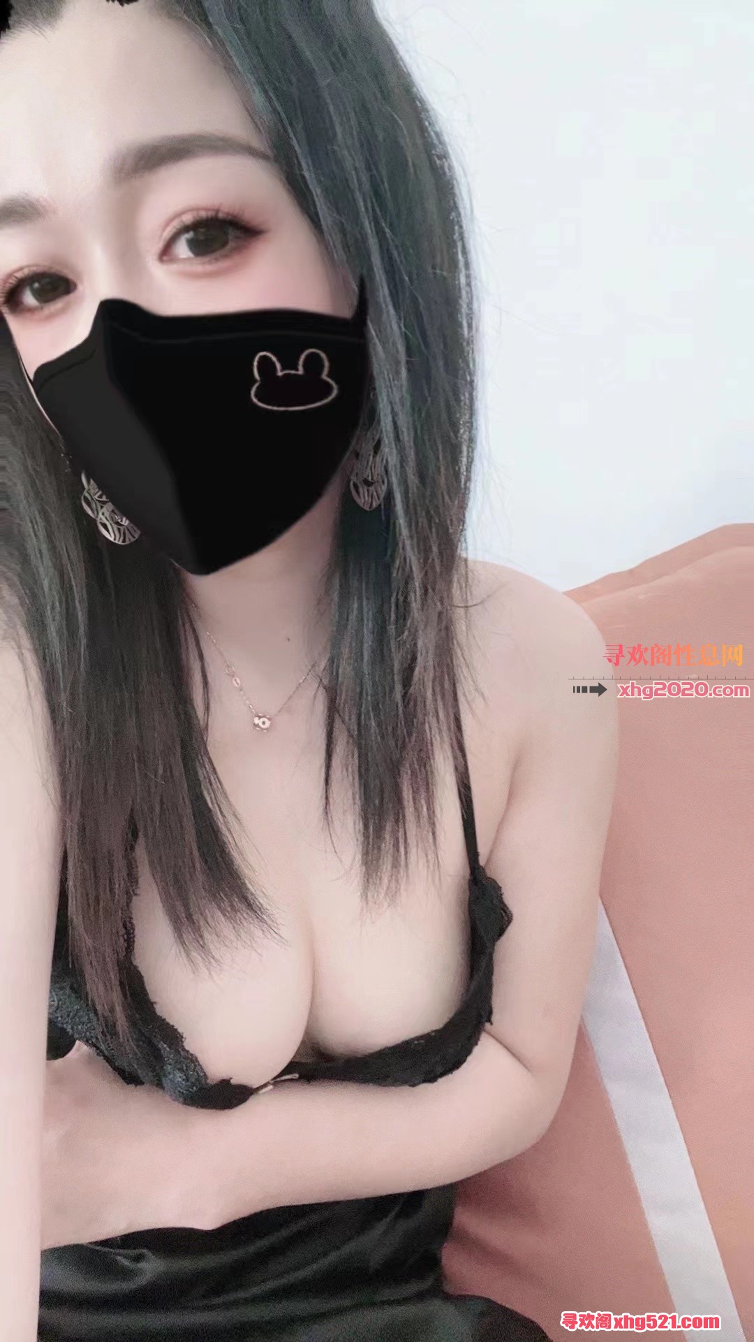 154955fj6jc0mr52r00m0k.jpg