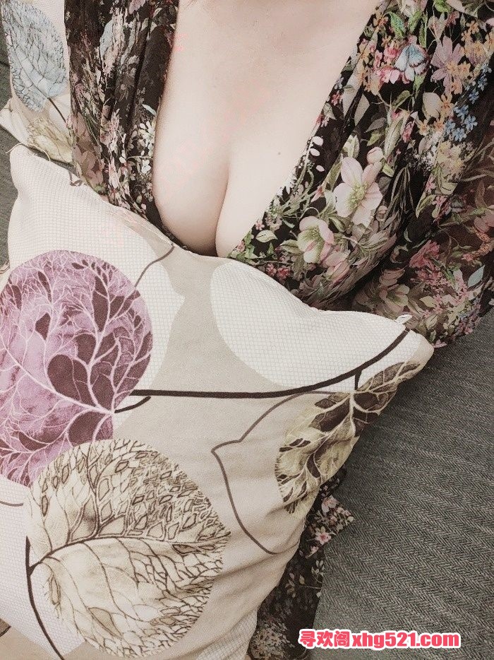 190345q9h1x12v0nz222k1.jpg