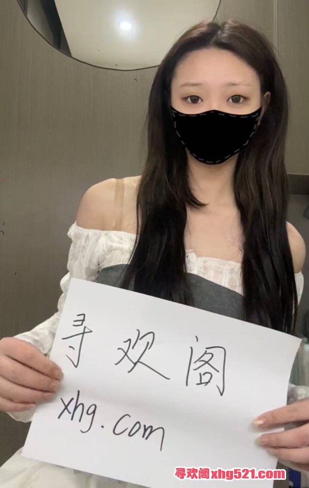195144i7rc838u67ch388d.jpg