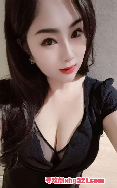 c9d30f45-95e4-4d9d-85ad-b5f18c3d7589.jpg