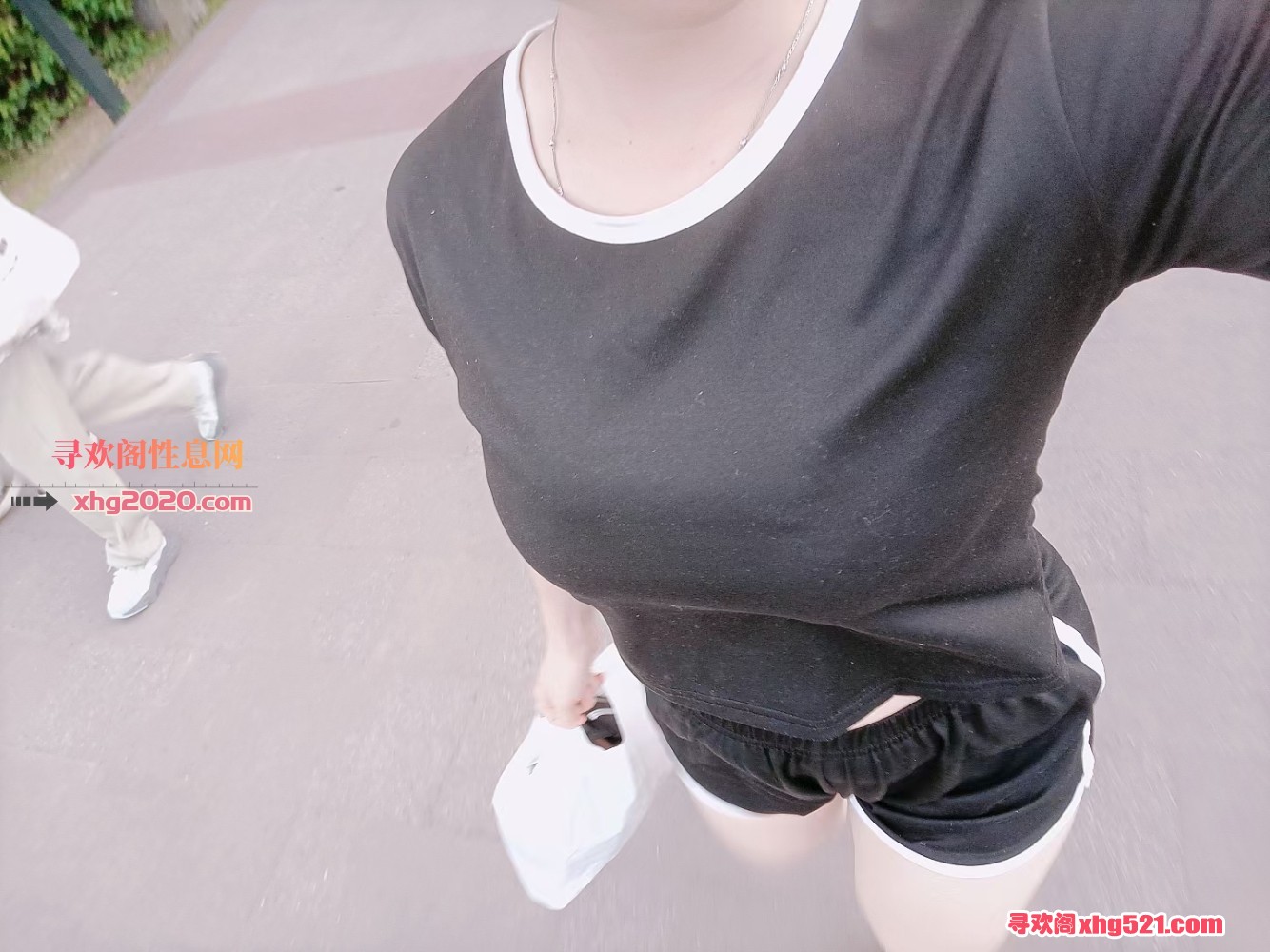 221518uff4ufzooqb5fu7h.jpg