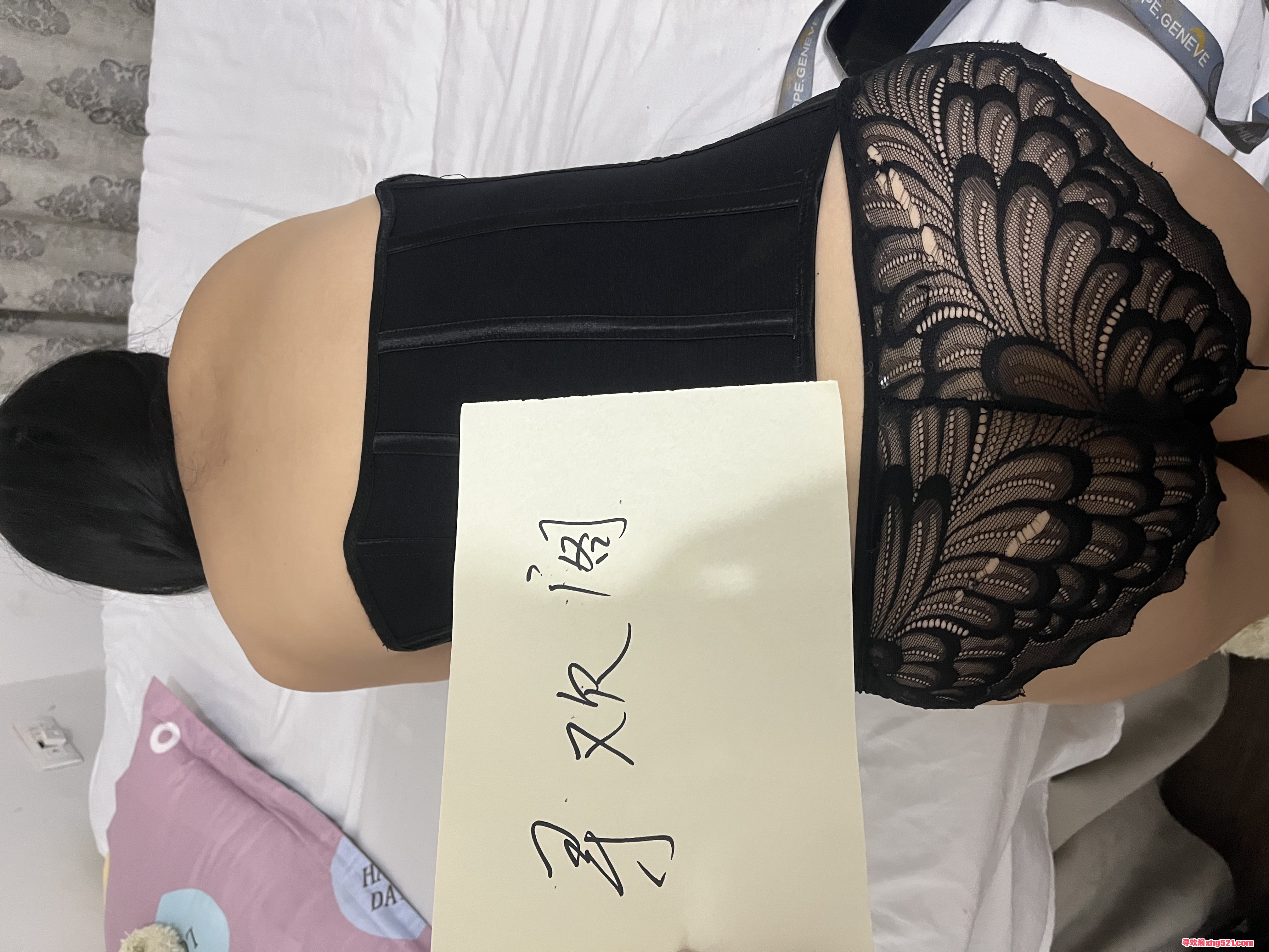 031558fu7f2097hx22v2hn.jpg