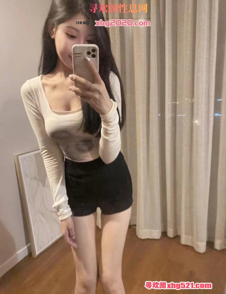 153323jswizclffc44xesk.jpg