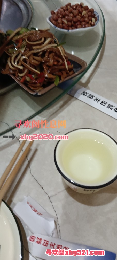 155016oq824ilzf8oz0uuu.jpg