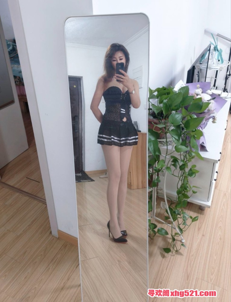 155735ocxbkxy282k05qyy.jpg