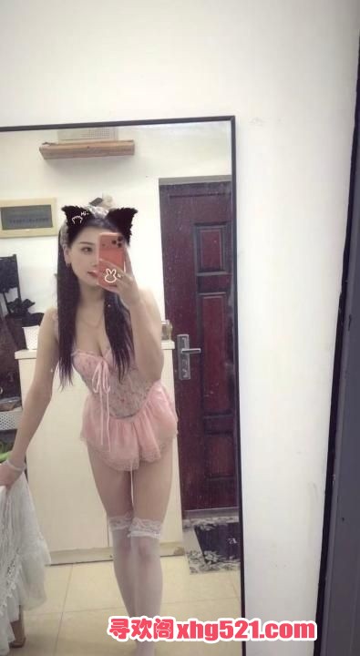 d8fab79e-98ca-4160-b714-743c592cfac8.jpg